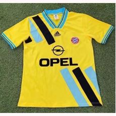 93-95 Bayern Away